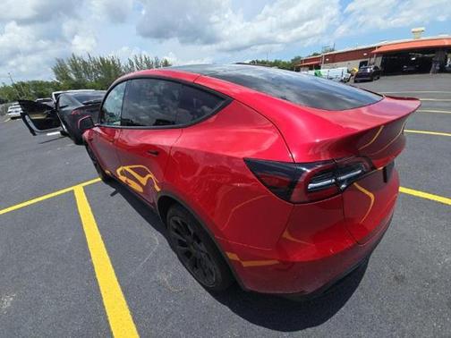 2023 Tesla Model Y Long Range Dual Motor All-Wheel Drive