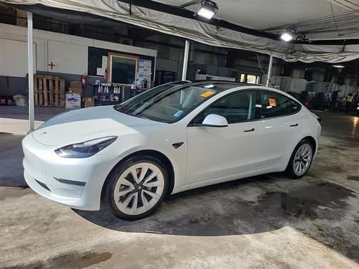 2023 Tesla Model 3 Standard Range Plus