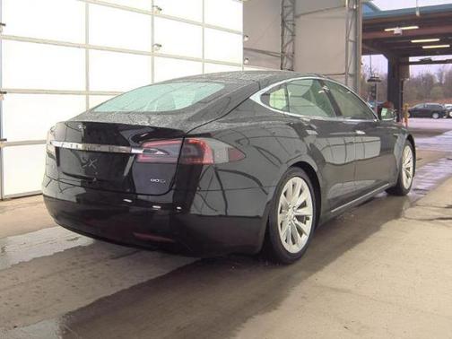 2017 Tesla Model S 90D