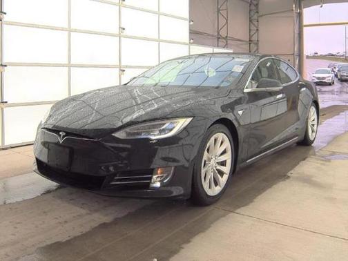 2017 Tesla Model S 90D