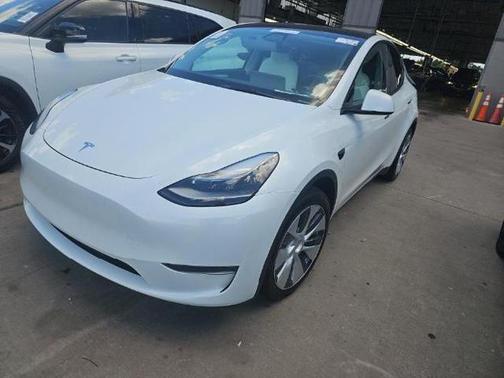 2023 Tesla Model Y Long Range Dual Motor All-Wheel Drive