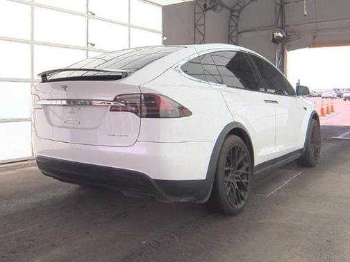 2021 Tesla Model X Long Range Dual Motor All-Wheel Drive