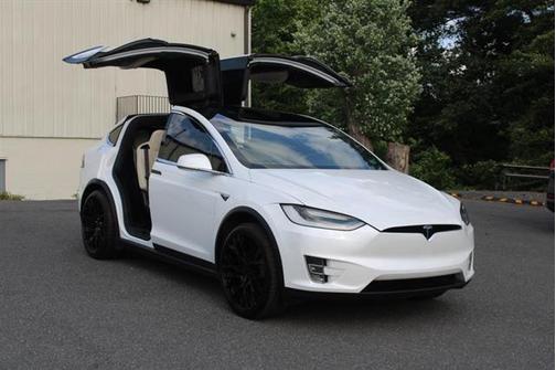 2021 Tesla Model X Long Range Dual Motor All-Wheel Drive