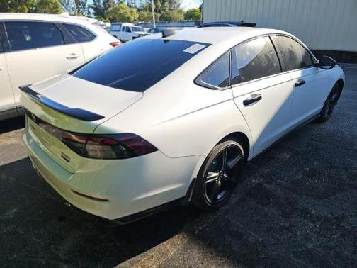 2025 Honda Accord Hybrid Base