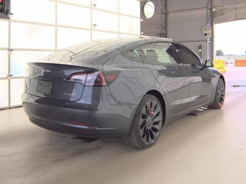 2023 Tesla Model 3 Performance
