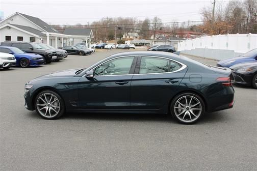 2024 Genesis G70 2.5T RWD