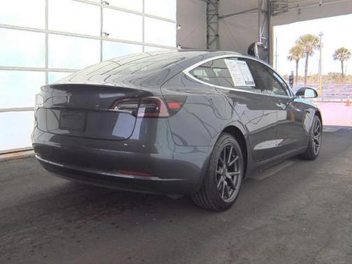 2019 Tesla Model 3 Standard Range