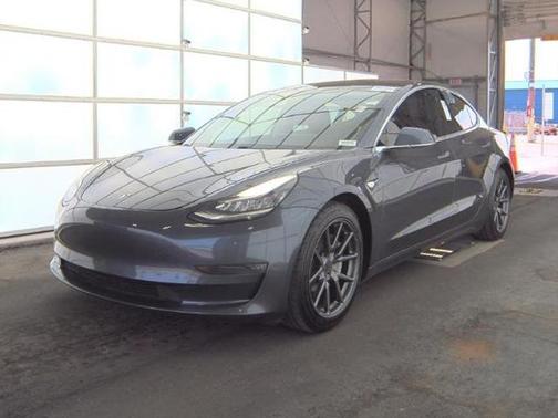 2019 Tesla Model 3 Standard Range