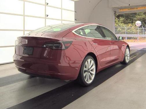 2019 Tesla Model 3 Mid Range