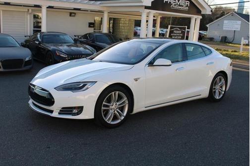 2016 Tesla Model S 90D