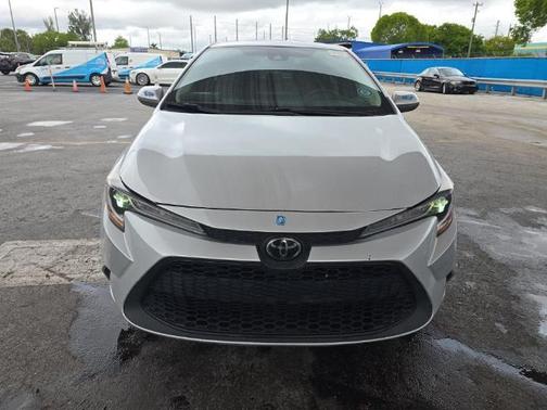 Classic Silver Metallic 2022 Toyota Corolla LE