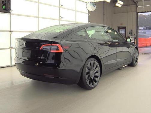2023 Tesla Model 3 Performance