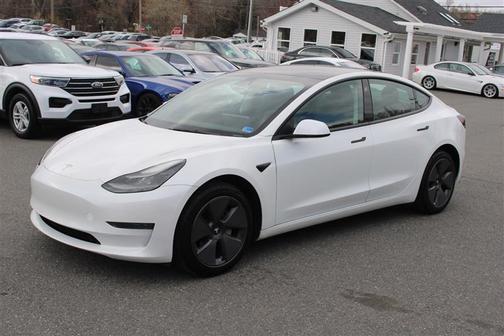 2023 Tesla Model 3 Standard Range