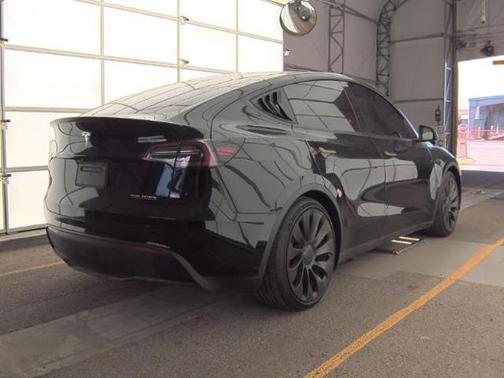 2023 Tesla Model Y Performance Dual Motor All-Wheel Drive
