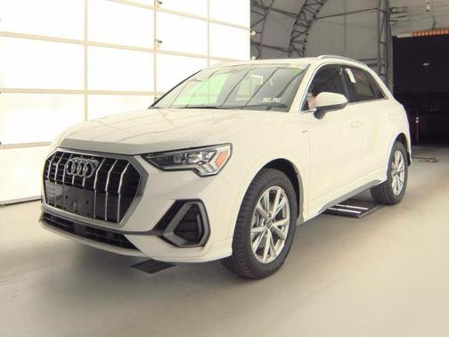 2023 Audi Q3 Premium 45 TFSI S line quattro Tiptronic