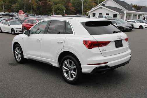 2023 Audi Q3 Premium 45 TFSI S line quattro Tiptronic