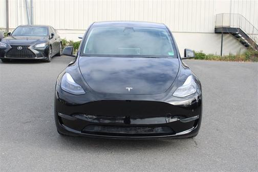 2022 Tesla Model Y Performance Dual Motor All-Wheel Drive