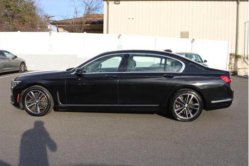 2020 BMW 750 i xDrive