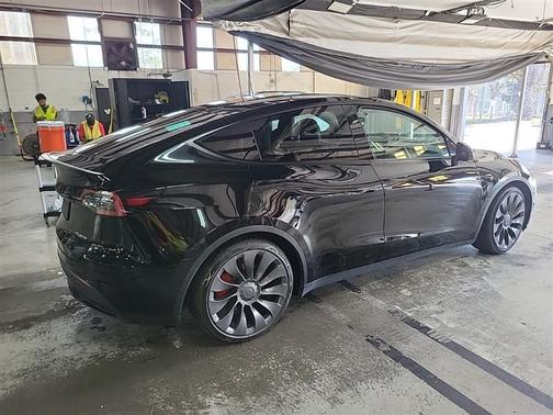 2022 Tesla Model Y Performance Dual Motor All-Wheel Drive
