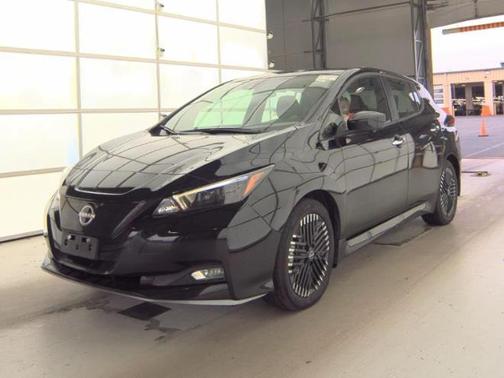 2023 Nissan Leaf SV PLUS 60 kWh