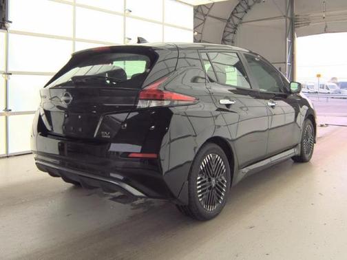 2023 Nissan Leaf SV PLUS 60 kWh