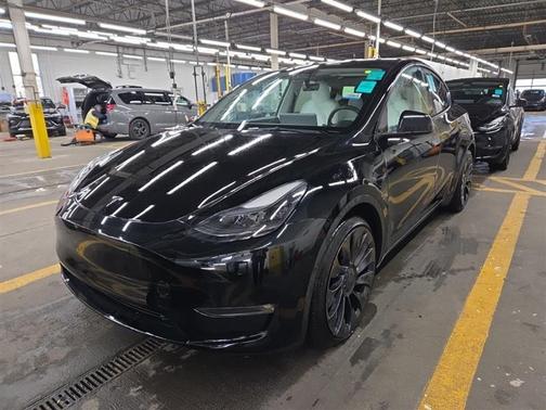 2023 Tesla Model Y Performance Dual Motor All-Wheel Drive