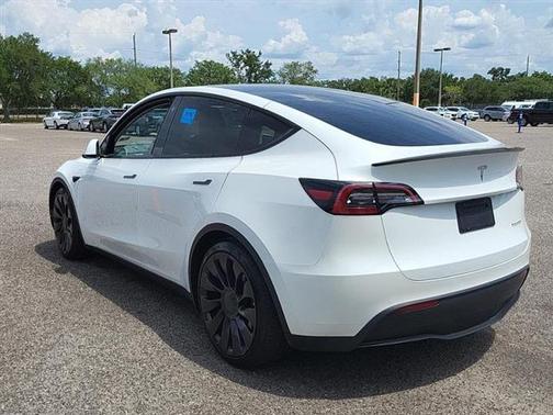 2022 Tesla Model Y Performance Dual Motor All-Wheel Drive