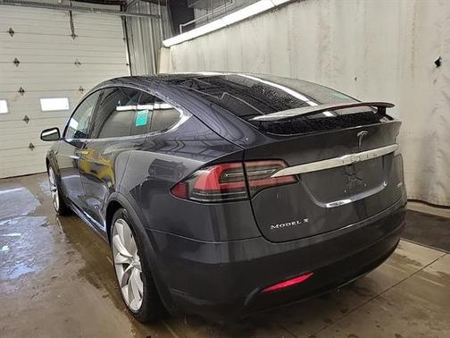 2016 Tesla Model X P90D