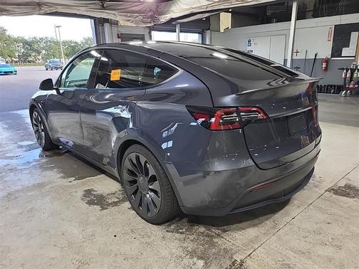 2022 Tesla Model Y Performance Dual Motor All-Wheel Drive