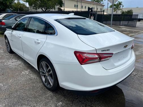 2022 Chevrolet Malibu FWD LT