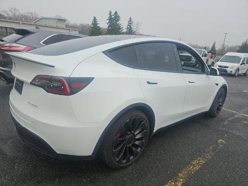 2022 Tesla Model Y Performance Dual Motor All-Wheel Drive