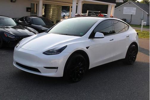 2022 Tesla Model Y Performance Dual Motor All-Wheel Drive