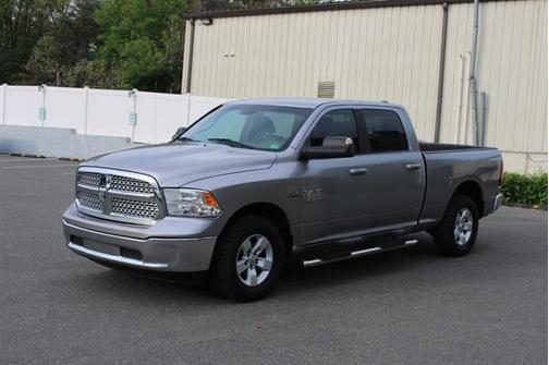 2019 RAM 1500 SLT