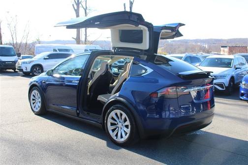 2017 Tesla Model X 75D