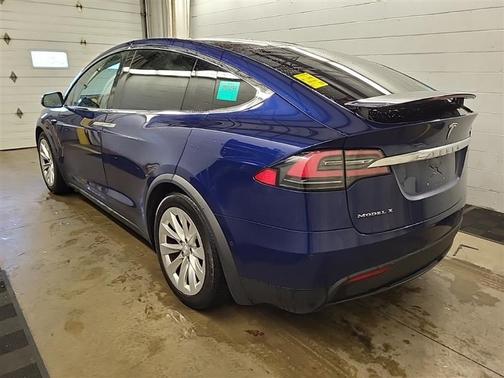 2017 Tesla Model X 75D