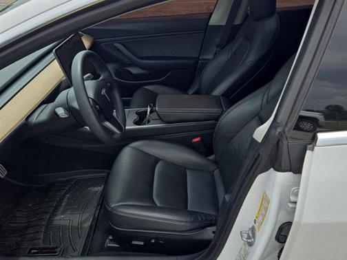 2020 Tesla Model 3 Performance