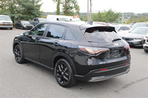 2023 Honda HR-V 2WD Sport
