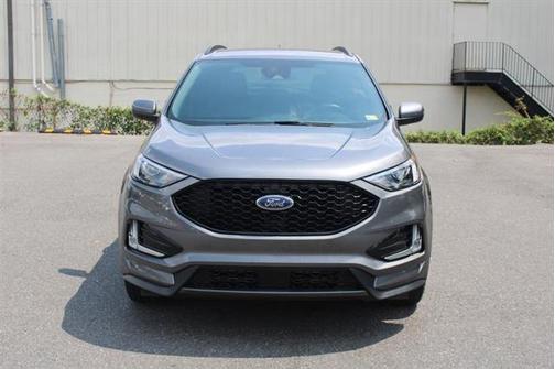 2022 Ford Edge ST Line