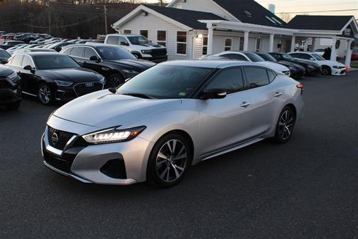 2022 Nissan Maxima SV Xtronic CVT