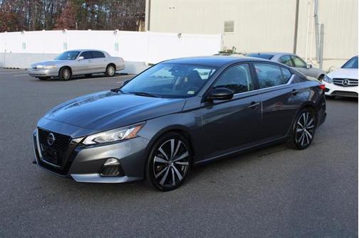 2022 Nissan Altima SR FWD