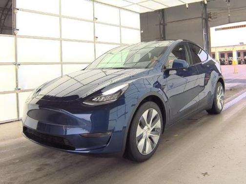 2023 Tesla Model Y Long Range Dual Motor All-Wheel Drive