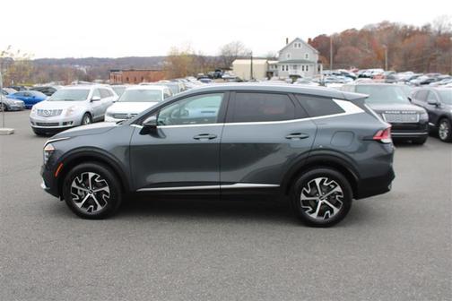 2024 Kia Sportage EX