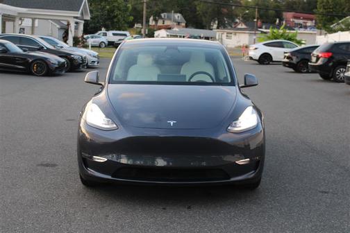 2023 Tesla Model Y Long Range Dual Motor All-Wheel Drive