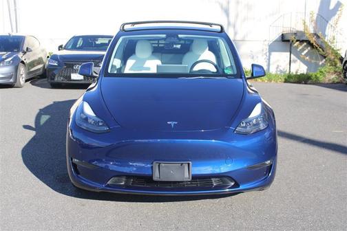 2022 Tesla Model Y Performance Dual Motor All-Wheel Drive