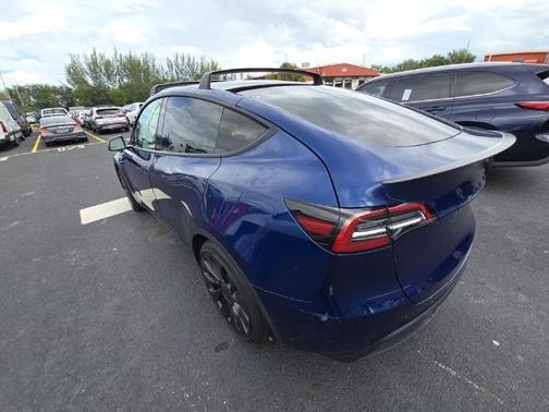 2022 Tesla Model Y Performance Dual Motor All-Wheel Drive