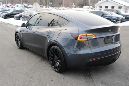 2022 Tesla Model Y Performance Dual Motor All-Wheel Drive