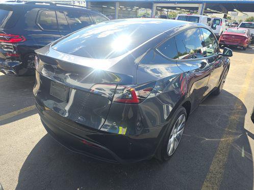 2024 Tesla Model Y Long Range Dual Motor All-Wheel Drive