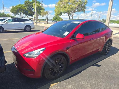 2022 Tesla Model Y Long Range Dual Motor All-Wheel Drive