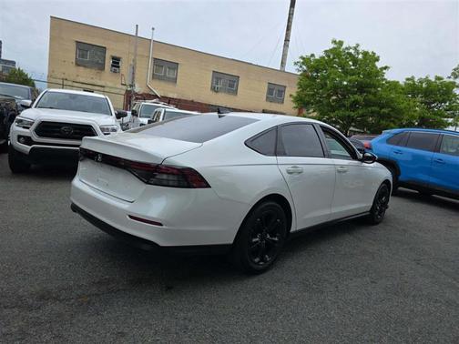 Platinum White Pearl 2023 Honda Accord LX 1.5T