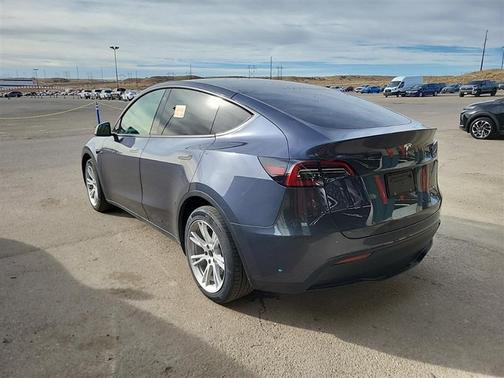 2023 Tesla Model Y Long Range Dual Motor All-Wheel Drive